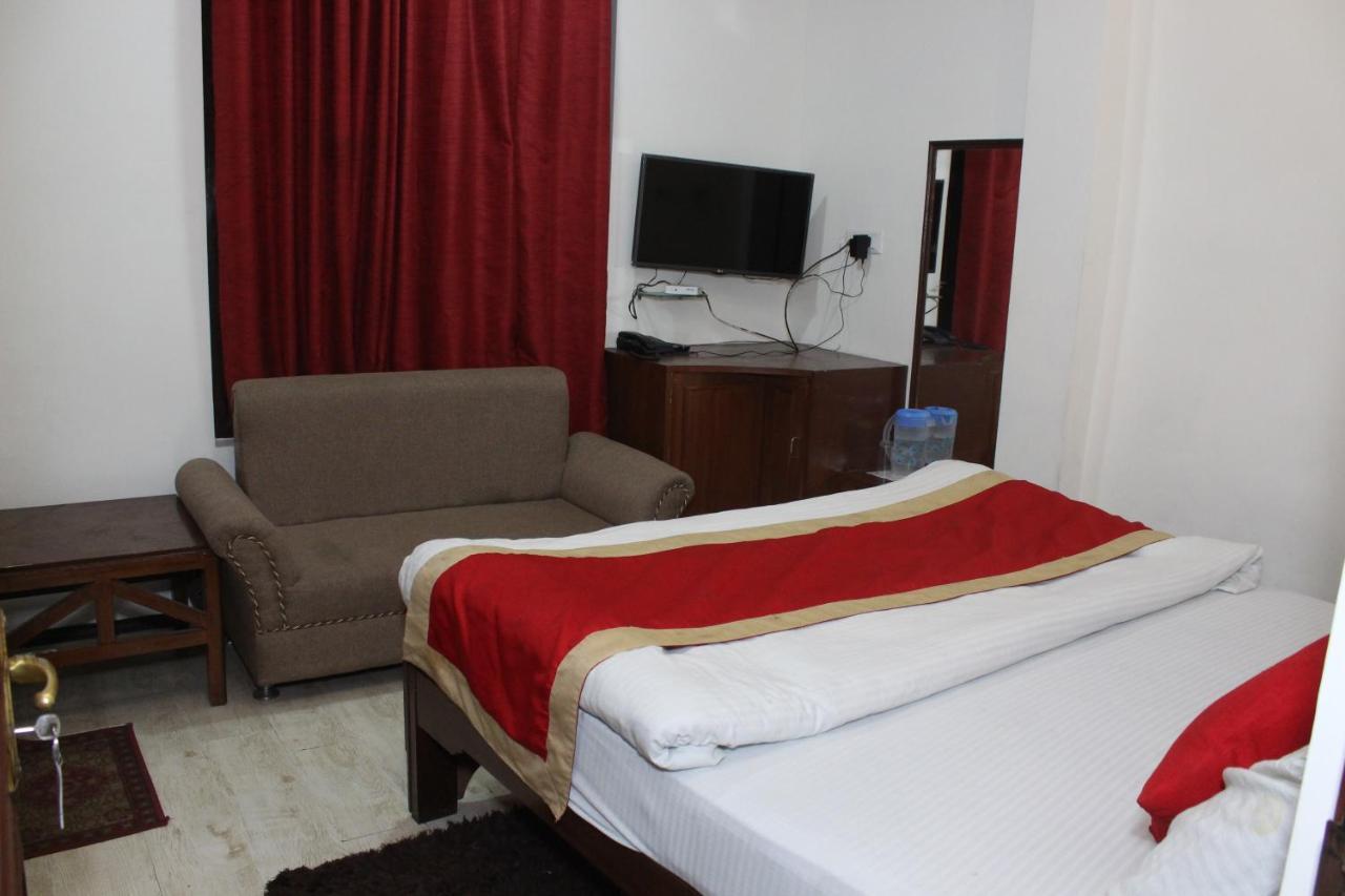 Hotel Dolls Inn Nainital Buitenkant foto