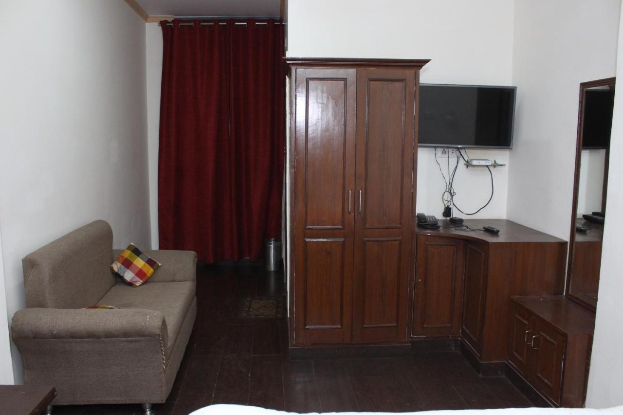 Hotel Dolls Inn Nainital Buitenkant foto